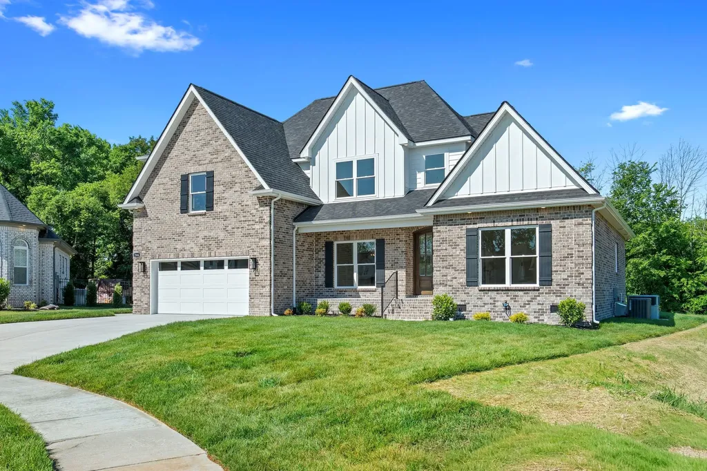 2504 Colleen Drive Murfreesboro TN 37128