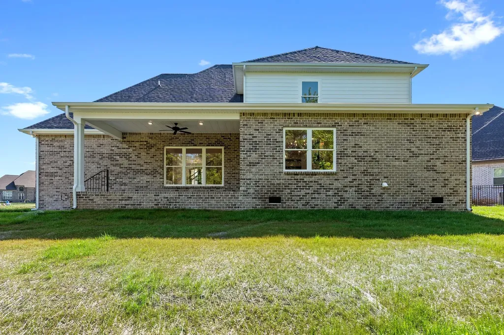 2504 Colleen Drive Murfreesboro TN 37128