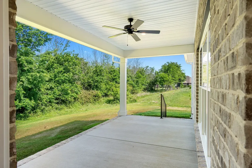 2504 Colleen Drive Murfreesboro TN 37128