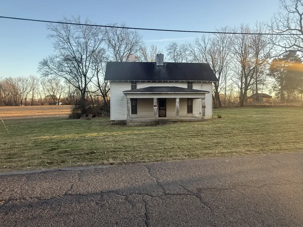 2627 Woods Road Springfield TN 37172