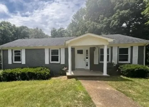 630 Lakeview Circle Tennessee Ridge TN 37178