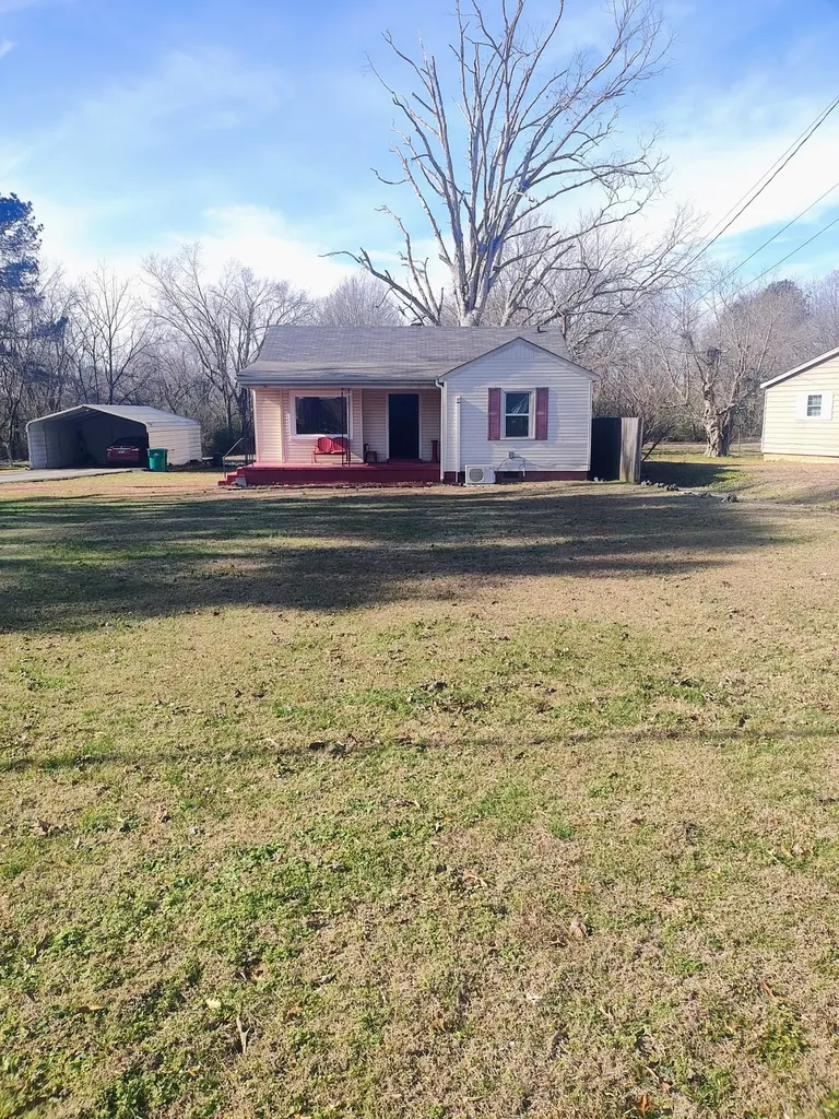 286 Hillcrest Circle Drive Jackson TN 38301