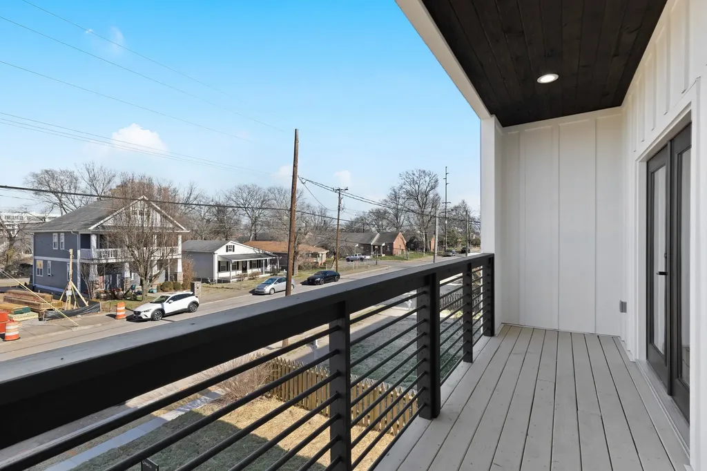 1621 9th Ave, N Nashville TN 37208