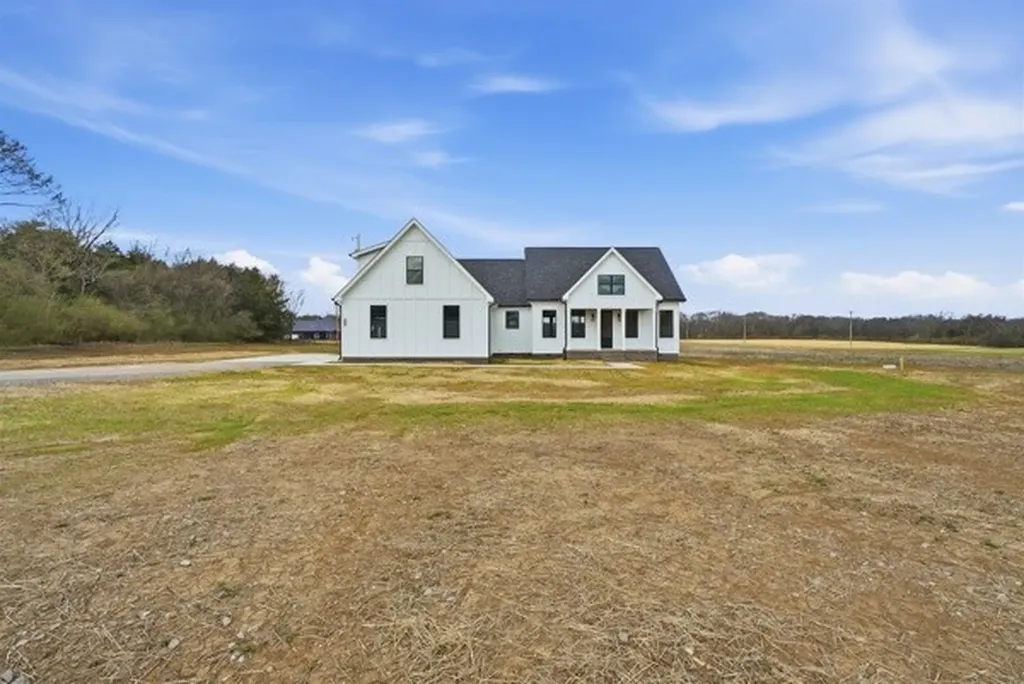 130 Roddy Road Shelbyville TN 37160