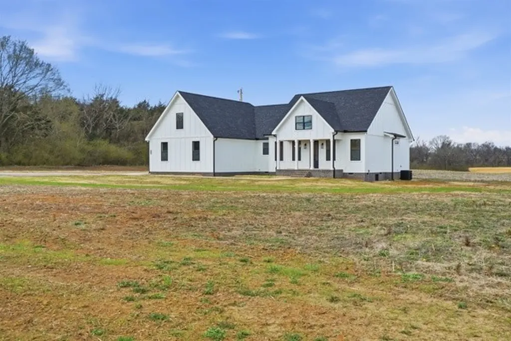 130 Roddy Road Shelbyville TN 37160