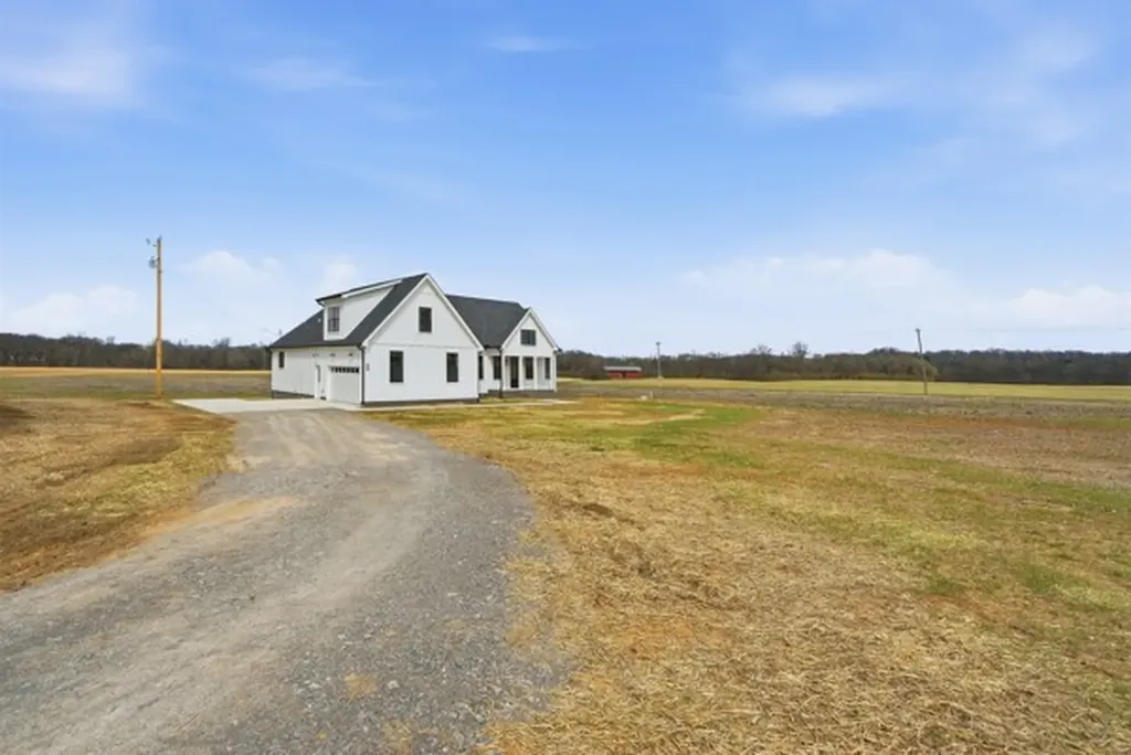 130 Roddy Road Shelbyville TN 37160