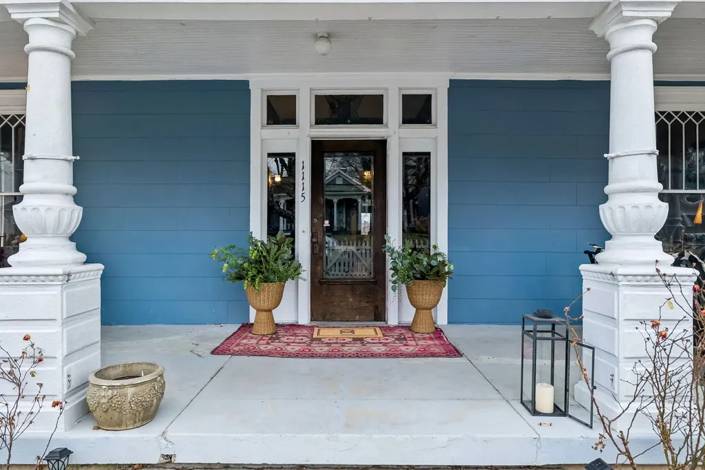 1115 S High Street Columbia TN 38401