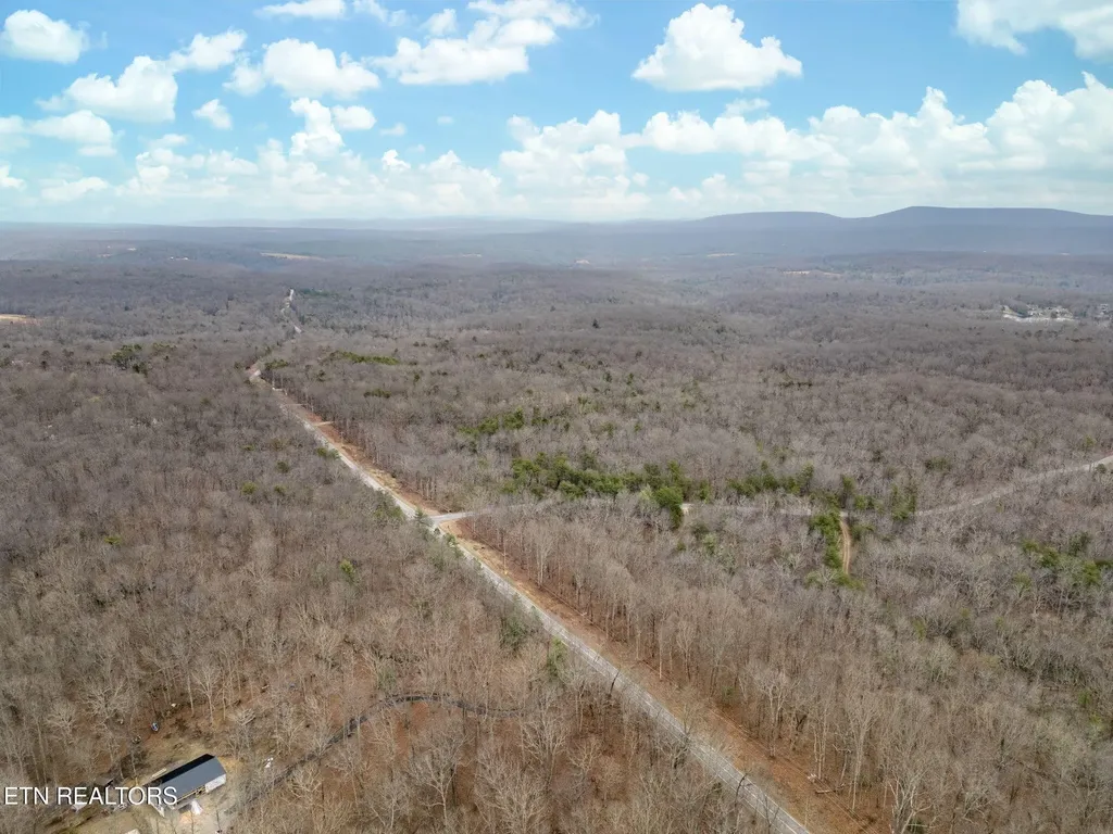 113 Cliffside Drive Crossville TN 38558