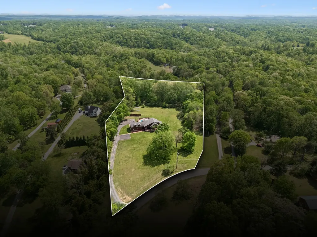 1437 Dividing Ridge Road Goodlettsville TN 37072