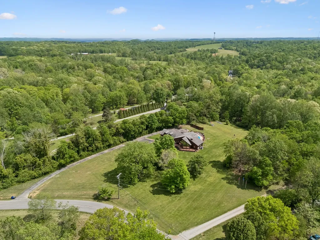 1437 Dividing Ridge Road Goodlettsville TN 37072