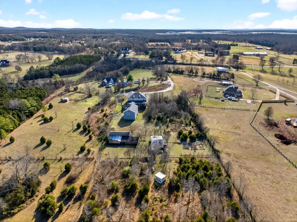 1463B Vesta Road Lebanon TN 37090