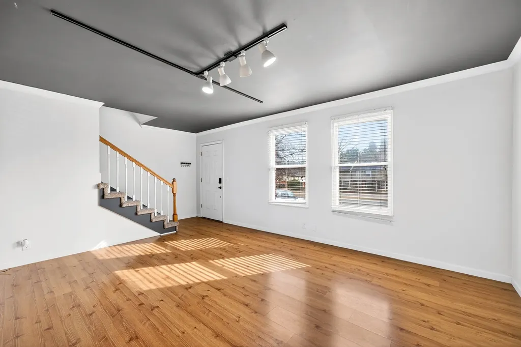 5515 Country Drive Nashville TN 37211
