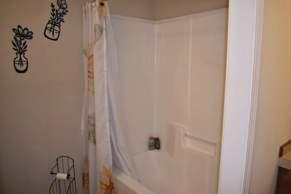 1423 Pack Road White Bluff TN 37187