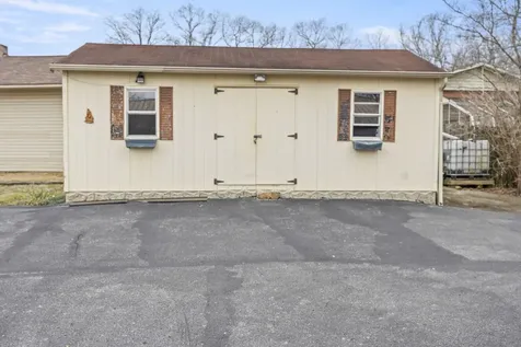 188 Trotters Circle Estill Springs TN 37330