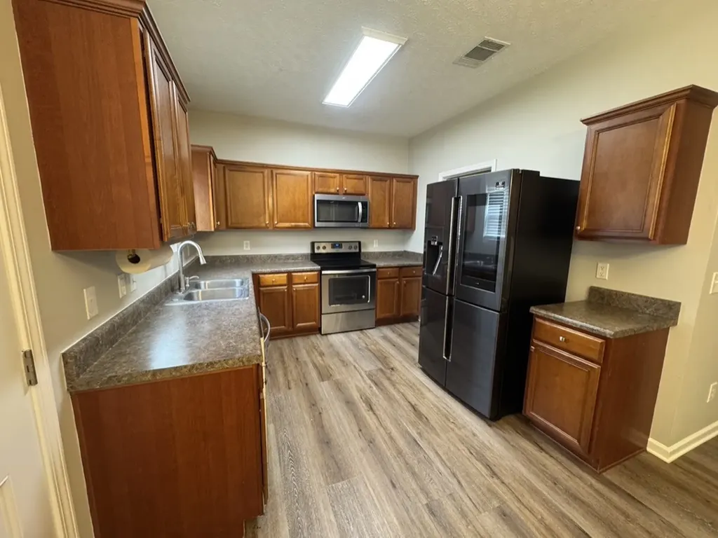 106 Scotts Drive Lebanon TN 37087