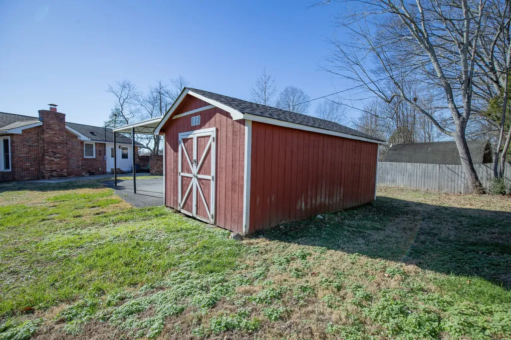 2604 Hickory Drive Springfield TN 37172
