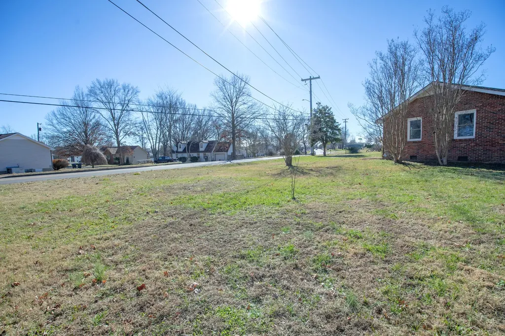 2604 Hickory Drive Springfield TN 37172