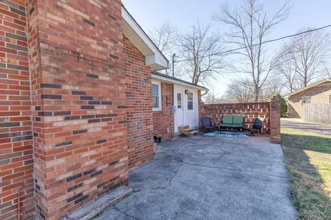 2604 Hickory Drive Springfield TN 37172