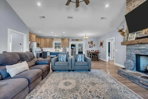 636 Raulston Falls Road Jasper TN 37347