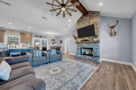 636 Raulston Falls Road Jasper TN 37347