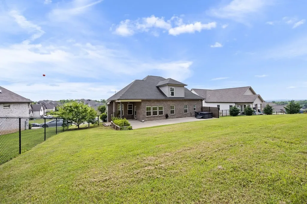 147 Enoch Way Gallatin TN 37066