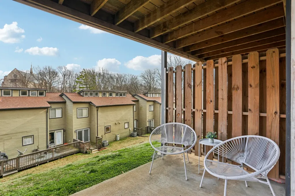 401 Summit Ridge Place Nashville TN 37215