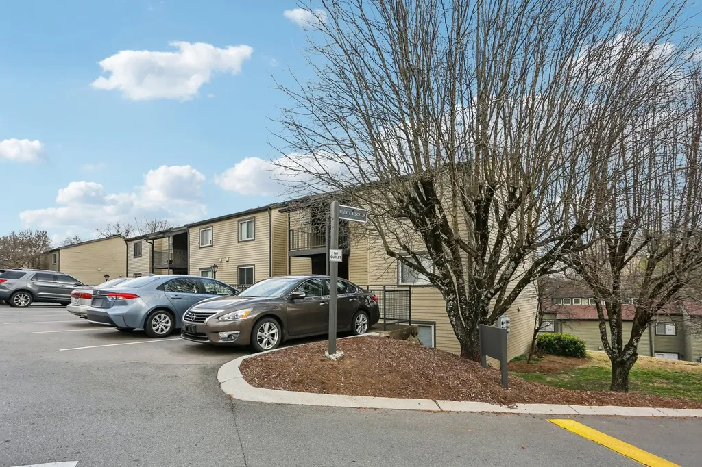 401 Summit Ridge Place Nashville TN 37215