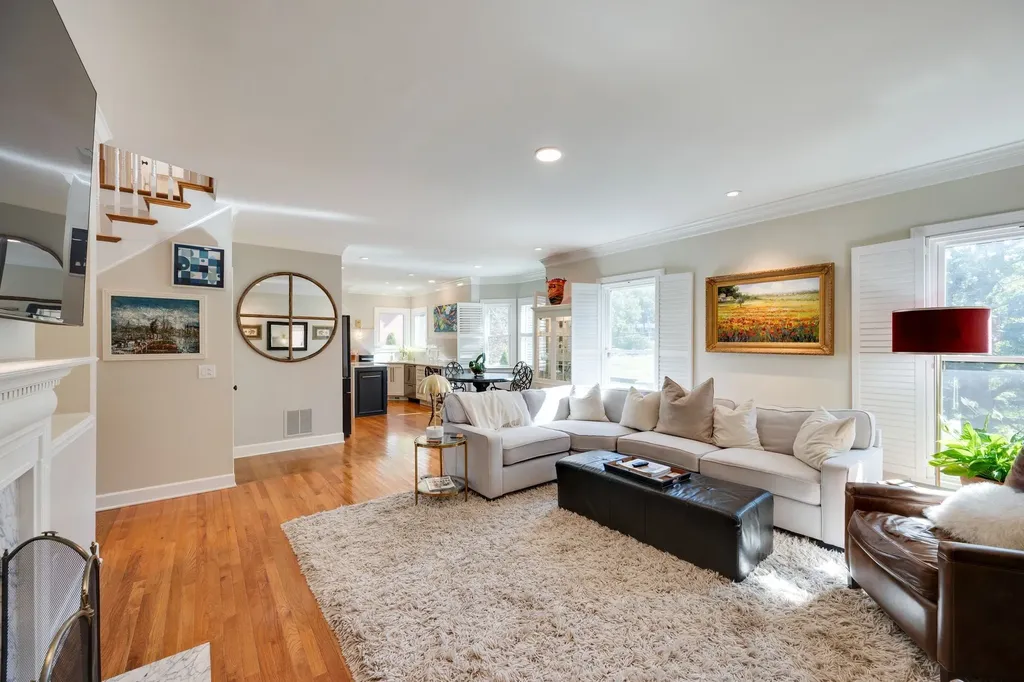 65 Ravenwood Hills Circle Nashville TN 37215