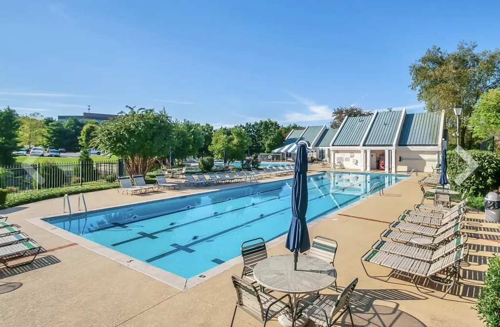65 Ravenwood Hills Circle Nashville TN 37215