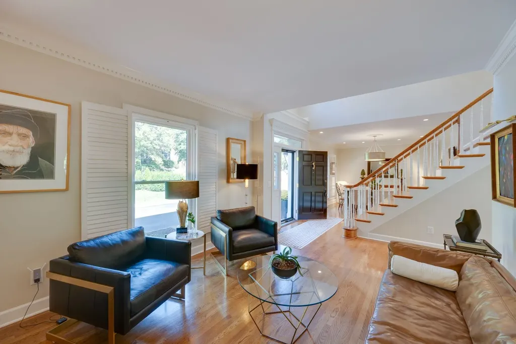 65 Ravenwood Hills Circle Nashville TN 37215