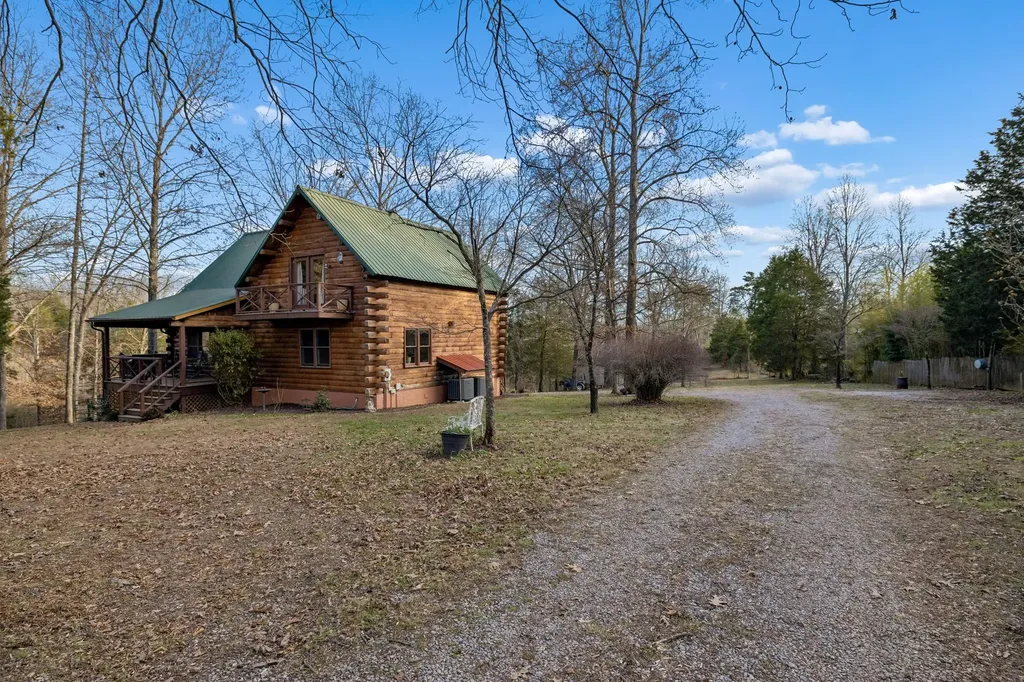 20151 Ben Fly Road Lyles TN 37098