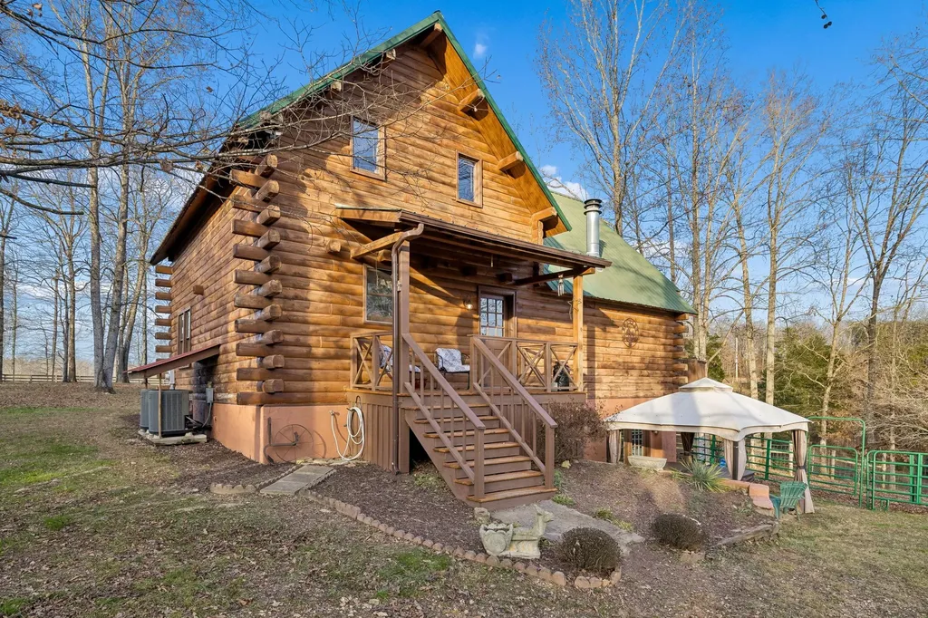 20151 Ben Fly Road Lyles TN 37098