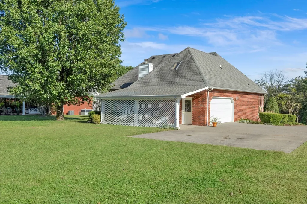 351 Jones Mill Road La Vergne TN 37086