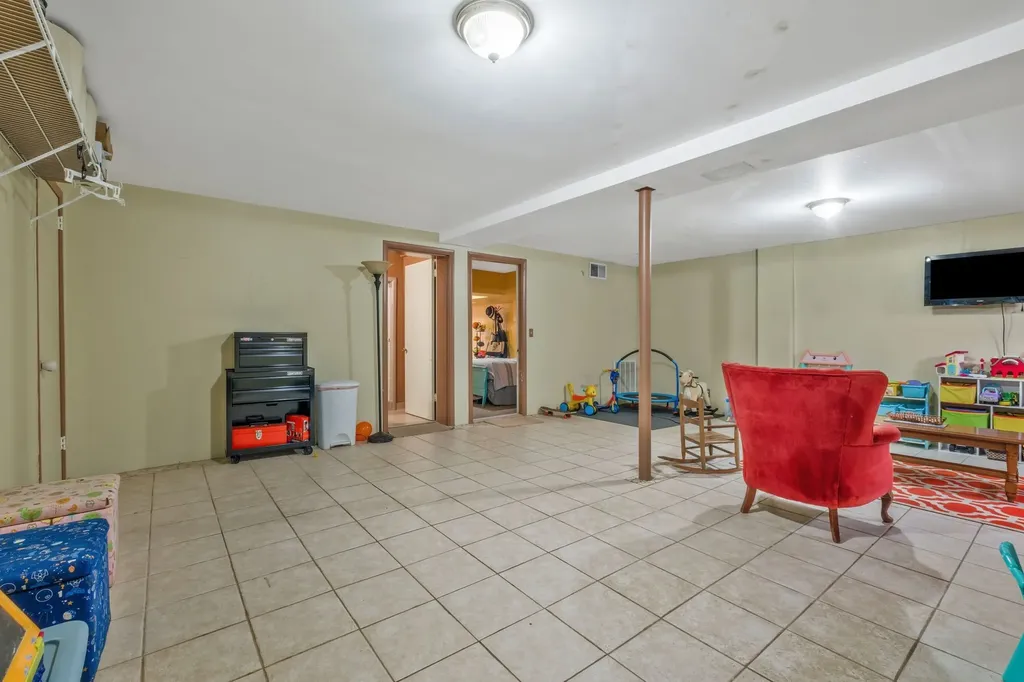 200 Bonnaoaks Drive Hermitage TN 37076