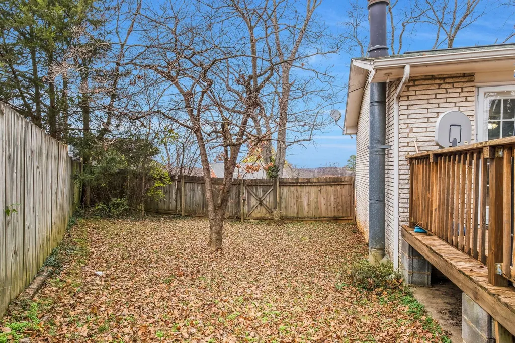 200 Bonnaoaks Drive Hermitage TN 37076
