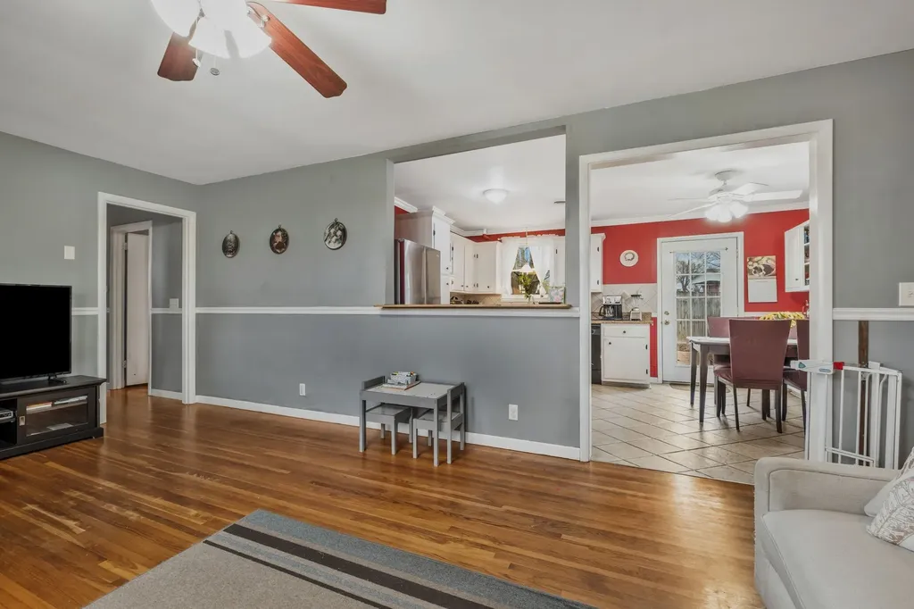 200 Bonnaoaks Drive Hermitage TN 37076