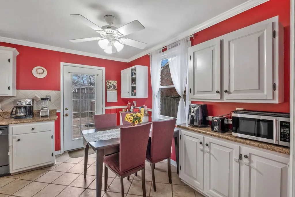 200 Bonnaoaks Drive Hermitage TN 37076