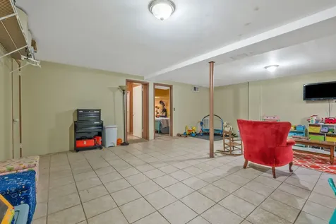 200 Bonnaoaks Drive Hermitage TN 37076
