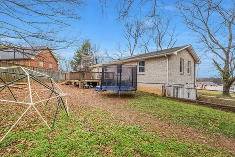 200 Bonnaoaks Drive Hermitage TN 37076