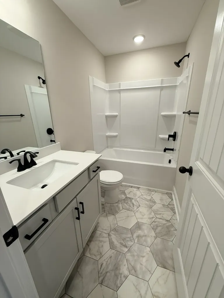 216 W Fallow Court Clarksville TN 37040