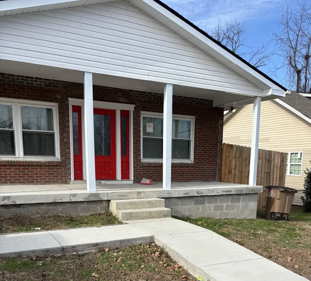 1707 21st Ave, N Nashville TN 37208