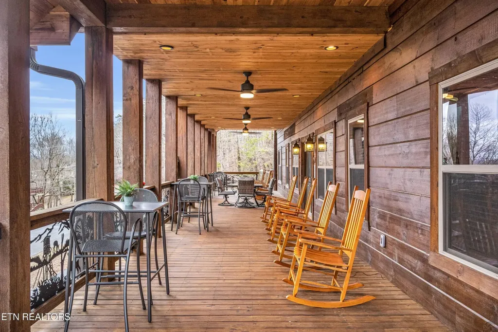 173 Rafter Road Tellico Plains TN 37385