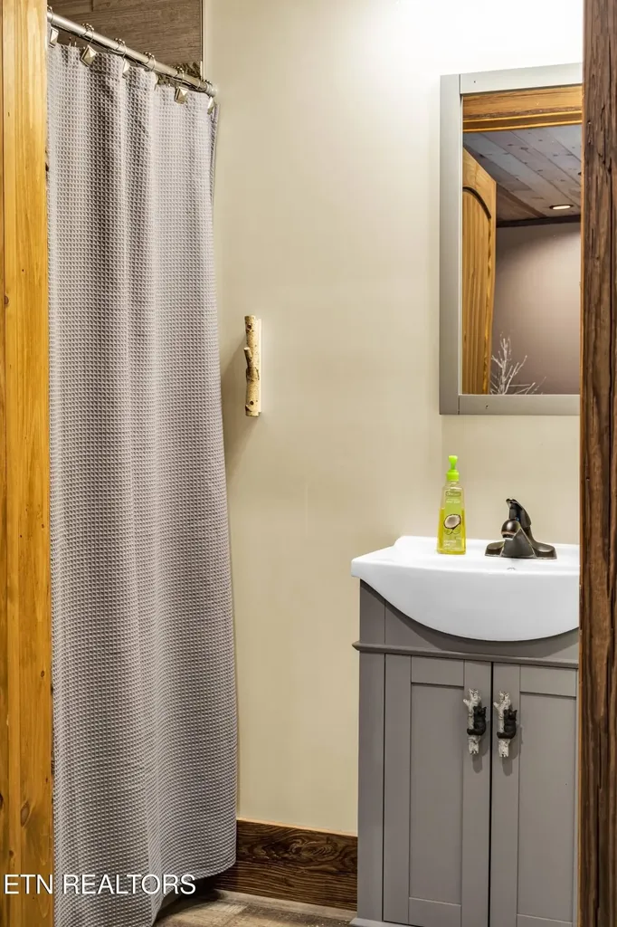 173 Rafter Road Tellico Plains TN 37385