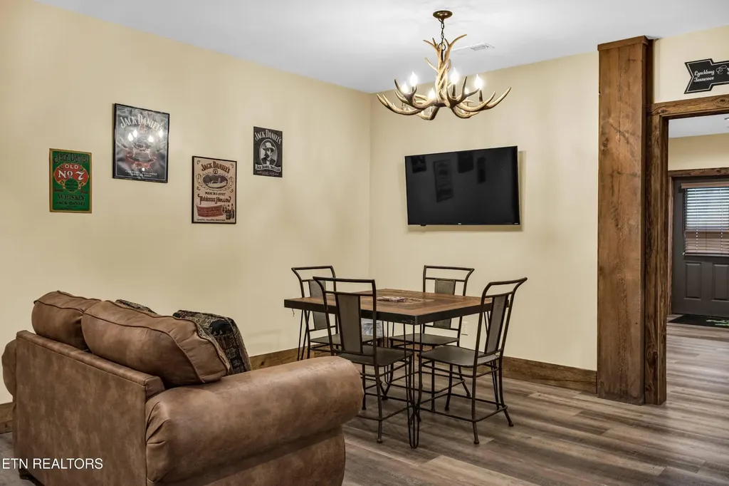 173 Rafter Road Tellico Plains TN 37385