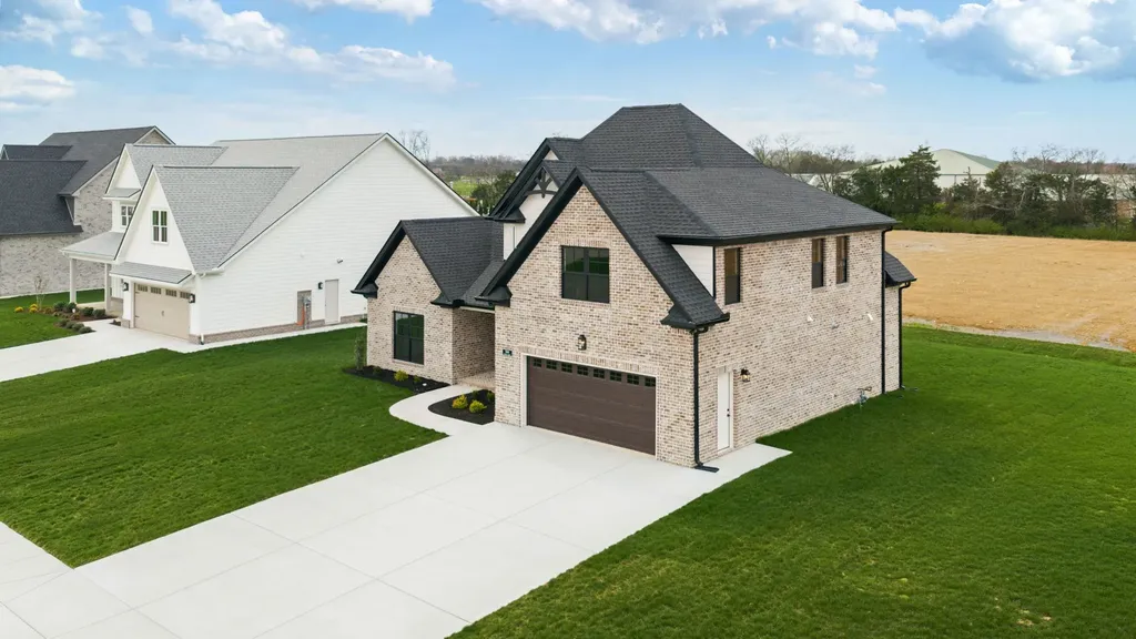 5540 Sinclair Street Murfreesboro TN 37127
