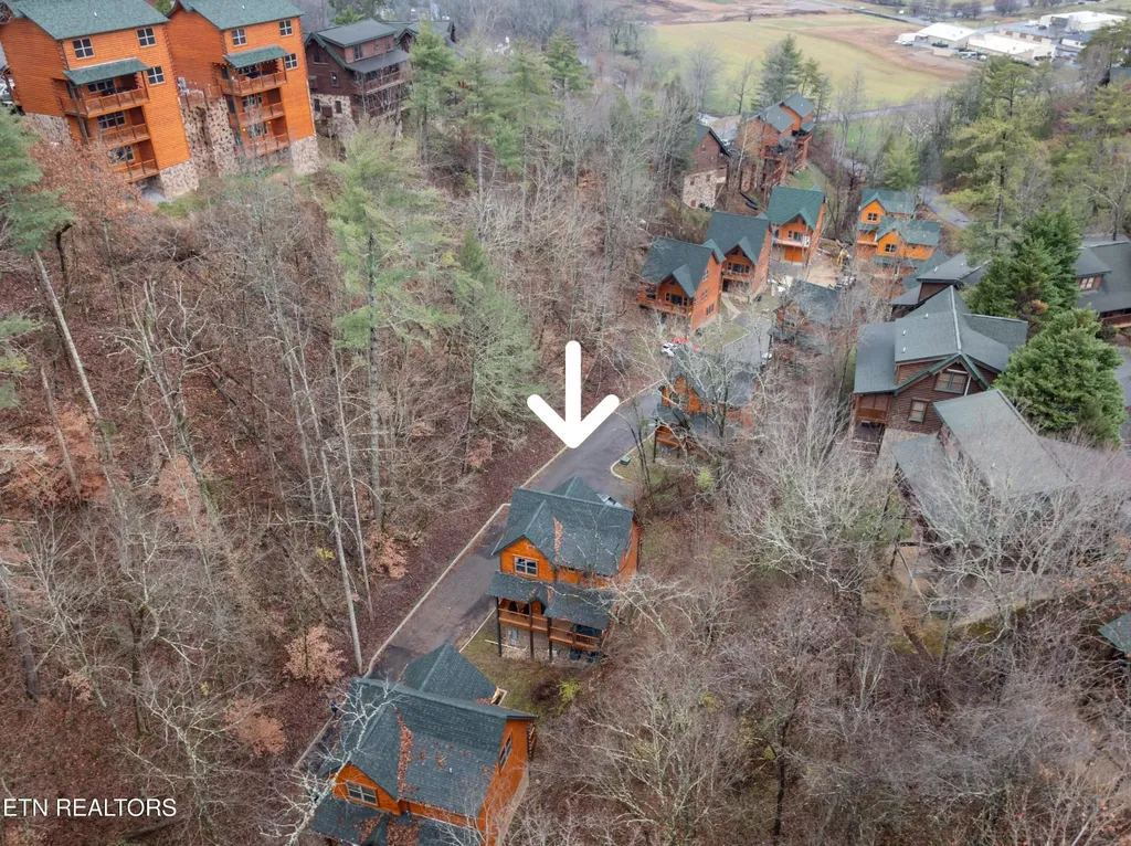 2119 Valley Creek Way Pigeon Forge TN 37862