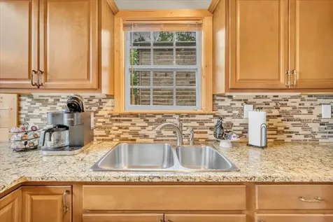 2007 Laurel Lake Drive Monteagle TN 37356