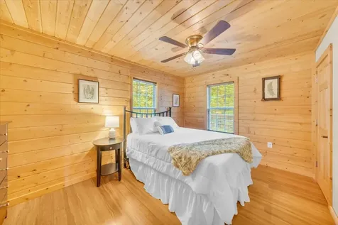2007 Laurel Lake Drive Monteagle TN 37356