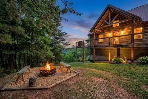 2007 Laurel Lake Drive Monteagle TN 37356