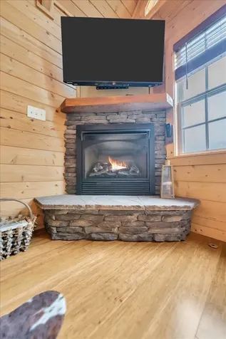 2007 Laurel Lake Drive Monteagle TN 37356